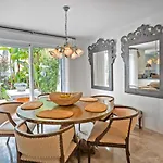 Townhouse In Los Naranjos